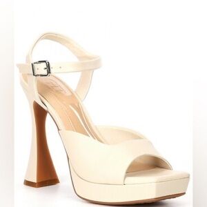 Gianni Bini Super-Model Leather Square Toe Platform Sandals